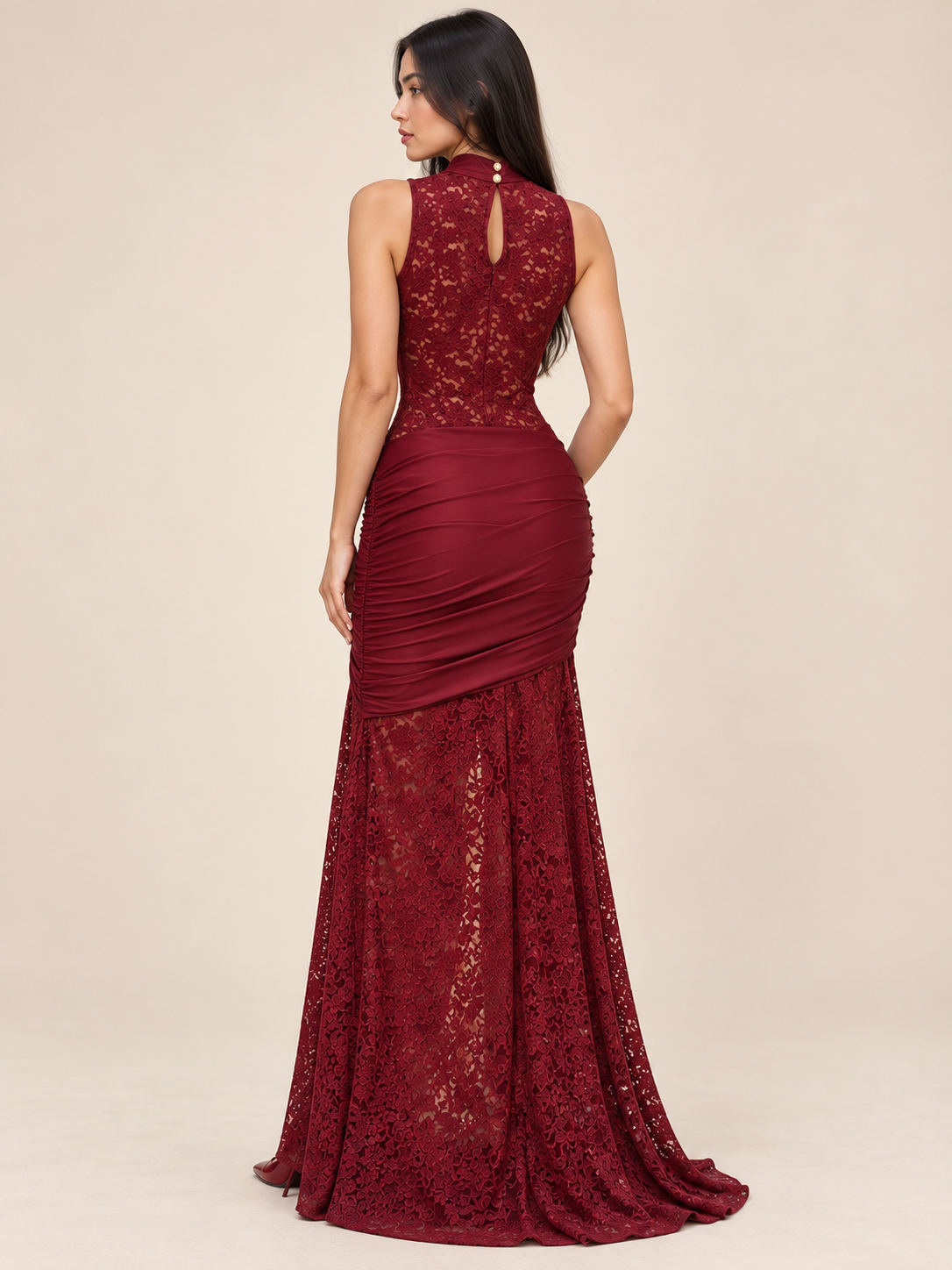 Amélie Lace Keyhole Maxi Dress