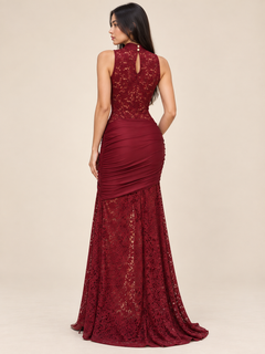 Amélie Lace Keyhole Maxi Dress