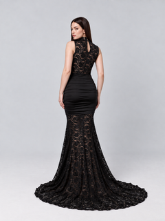 Amélie Lace Keyhole Maxi Dress